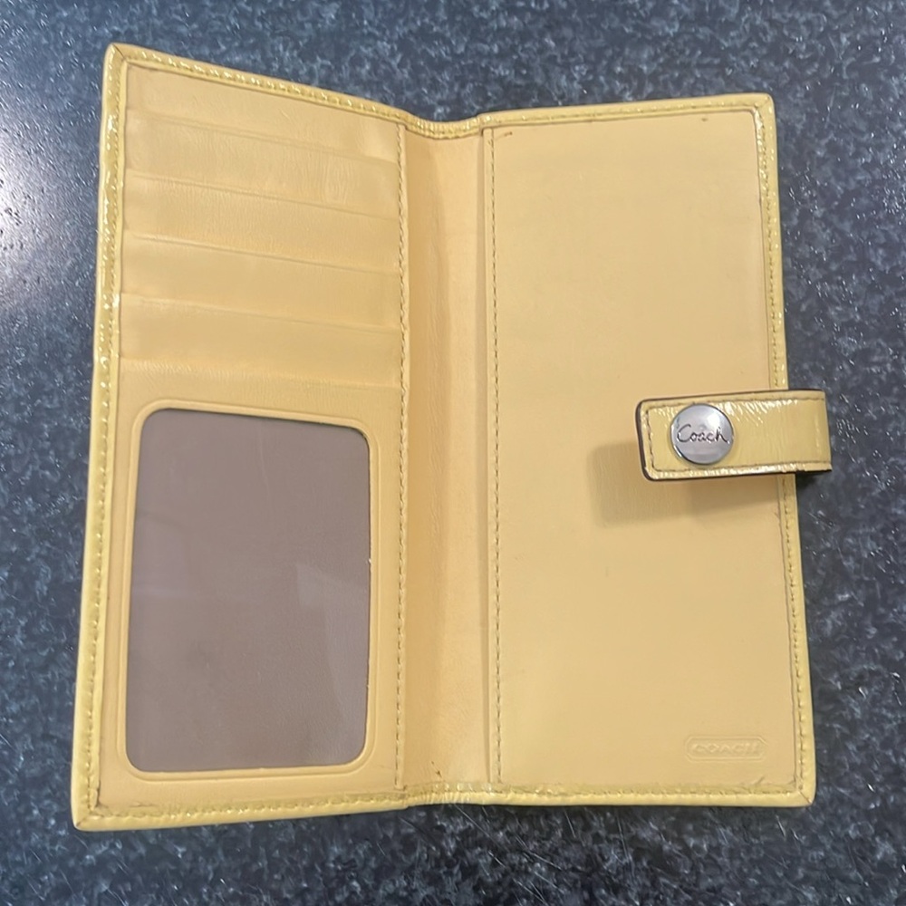 COACH Signature Slim Wallet - Picture 3 of 7